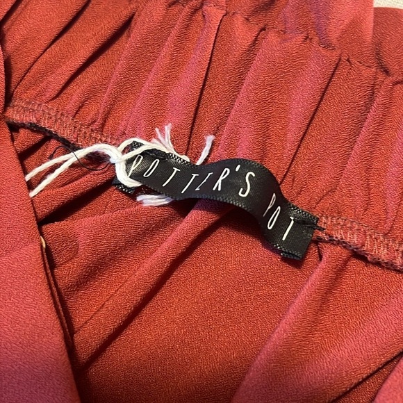 Potter's  Pot Rust Colored Premium Skirt. Size Small - Picture 3 of 7